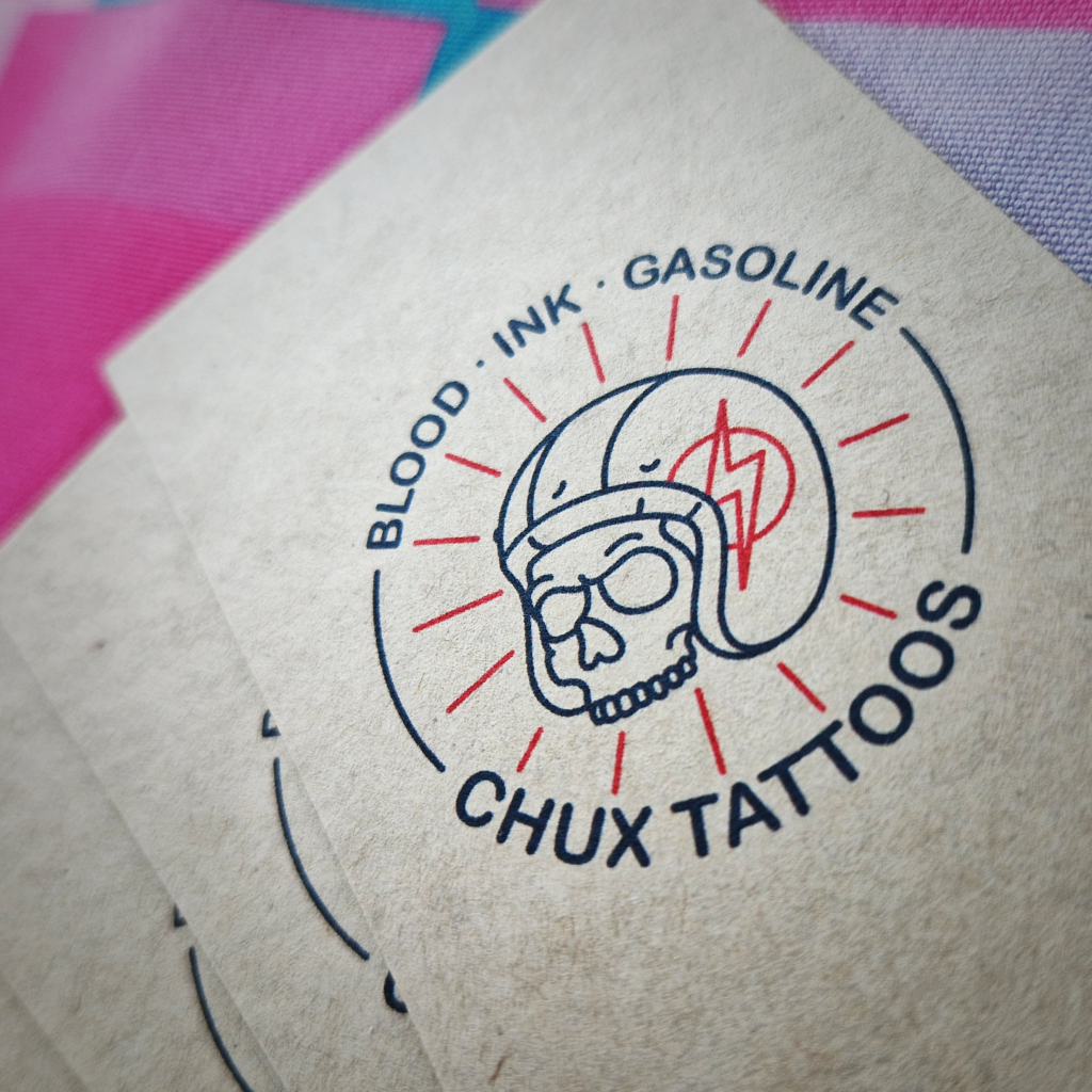 Visitkort Chux Tattoos Studio Gasoline